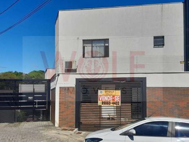 Casa / Sobrado para Venda em Curitiba, Santa Cândida, 3 dormitórios, 1 suíte, 3 banheiros, 3 vagas