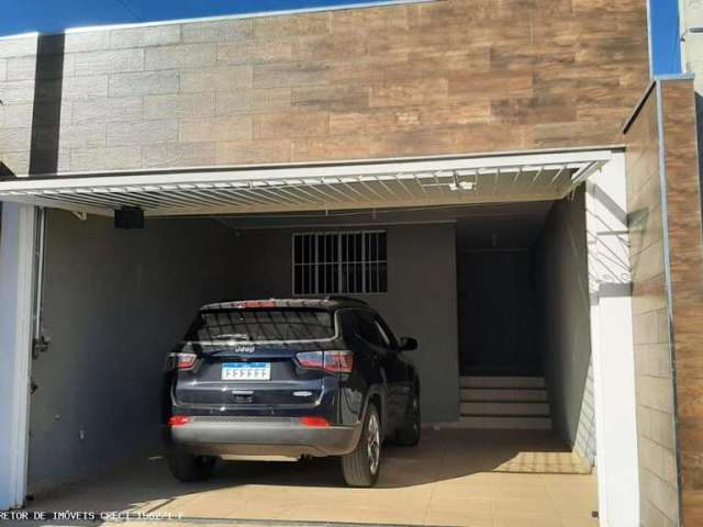 Casa para Venda em Pinhalzinho, Centro, 2 dormitórios, 1 suíte, 2 banheiros, 2 vagas