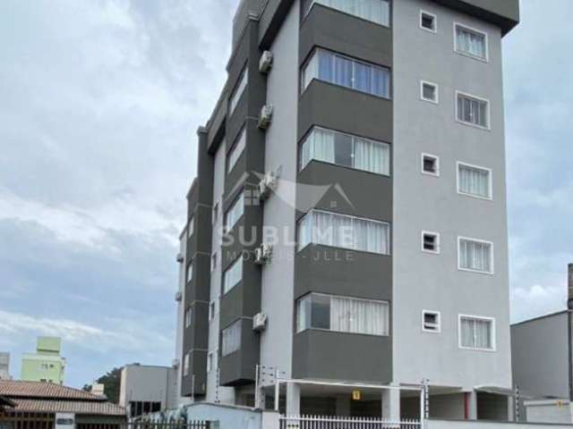 Apartamento no Bairro Iririú