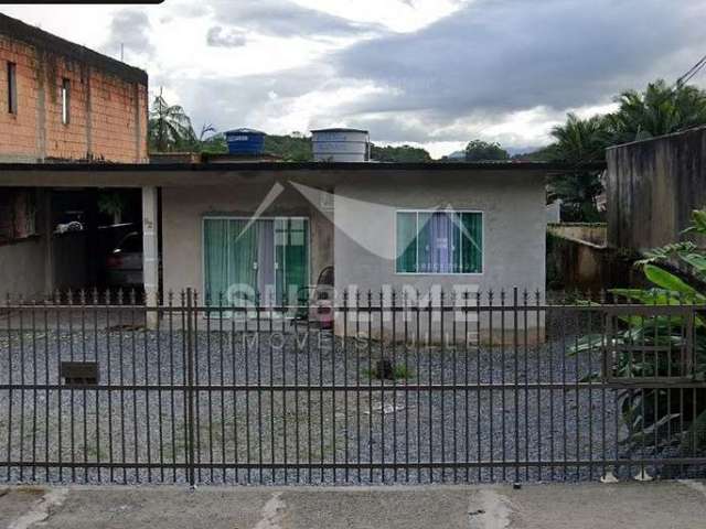 Casa no Bairro Profipo com Suíte