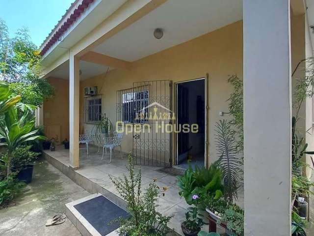 Casa dos Sonhos à Venda em Califórnia da Barra, Barra do Piraí - Conforto Quietude!