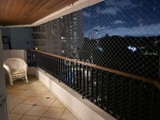 Apto para Alugar de 309m² com 04 Dormitórios, 04 suítes, 06 banheiros no bairro Santo Amaro - São Paulo/SP, Zona Sul