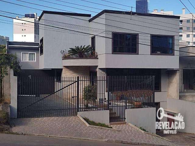 Sobrado com 3 dormitórios à venda, 300 m² por R$ 1.350.000,00 - Centro - São José dos Pinhais/PR