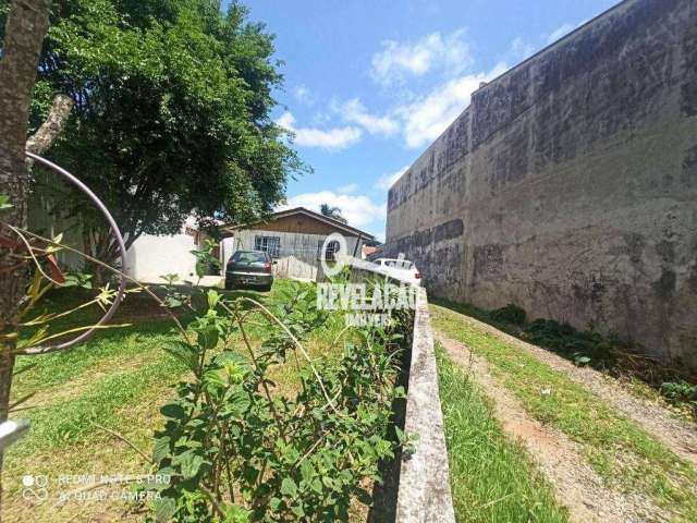 Terreno com 02 casas a venda,  150 m² por R$ 790.000 - Boqueirão - Curitiba/PR