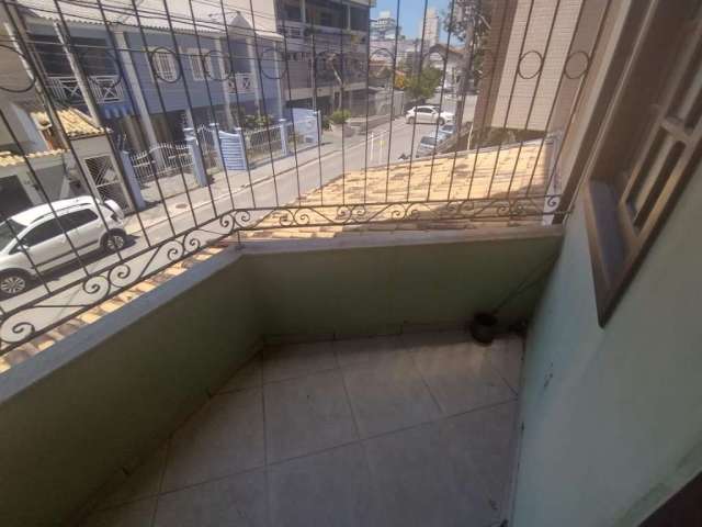 Apartamento com 4 quartos para alugar na Rua Doutor Zamenhoff, 120, Imbetiba, Macaé, 100 m2 por R$ 2.200