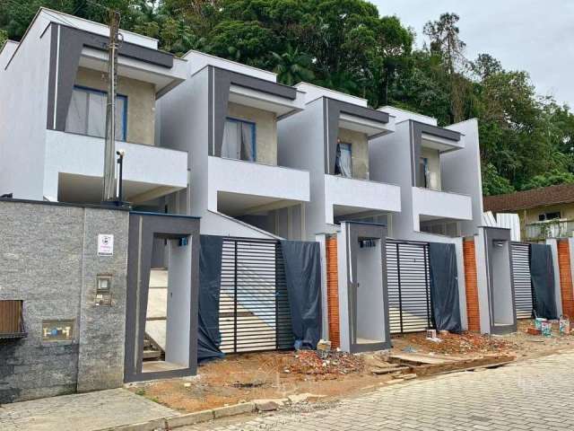 Casa com 3 quartos à venda na Rua Cristiano Lueders, 180, Glória, Joinville por R$ 1.034.000