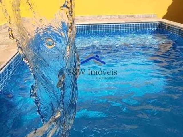 Casa 2 dormitórios com Piscina em Mongaguá - SP