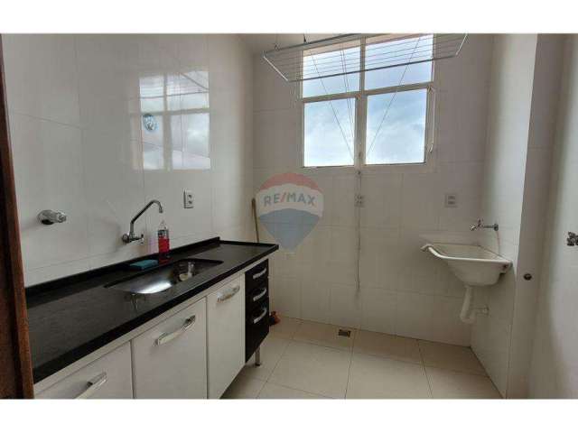 Apartamento tipo estúdio - 1 quarto, com 1 vaga, elevador, linda vista, em ótima localização, no Colégio Batista!