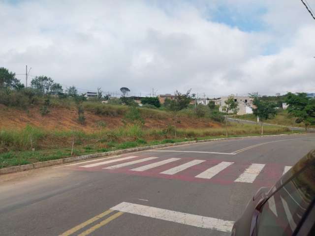 Lotes a venda com excelente topografia e metragem no bairro Bom Bosco!