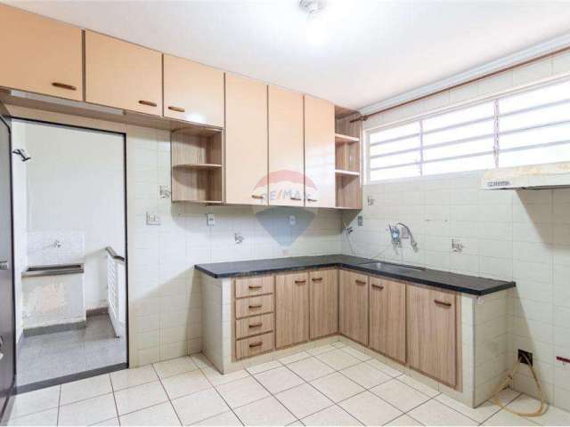 Casa de uso misto à venda no Jardim Mosteiro com 368 m2 a/c , 5 dormitórios sendo 1 suíte, 8 vagas Ribeirão Preto /SP