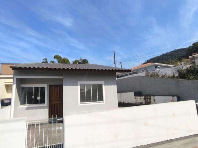 Casa com 2 quartos à venda na Rua Leoni Pamplona, 5561, Bela Vista, Palhoça por R$ 419.000