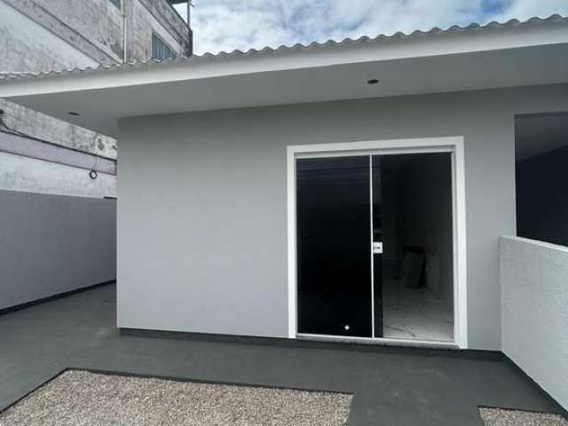 Casa com 2 quartos à venda na Rua Alcino Navegantes Moreira, 9008, Barra do Aririú, Palhoça por R$ 299.000