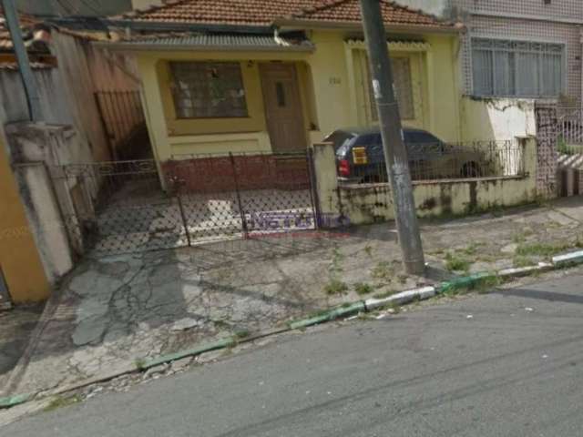 Casa térrea + sobrado na Vila Medeiros para morar ou renda, com 02 dorms, sala, coz, wc, 02 vagas.