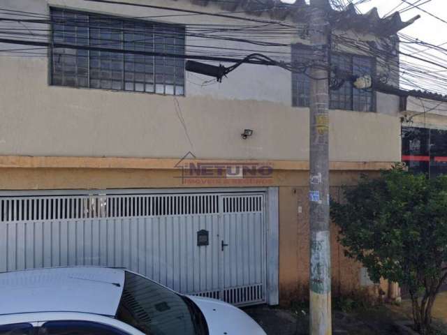 Casa na Vila Medeiros para renda, sendo cada casa com 2 dormitórios, sala, cozinha, wc e 02 vagas.