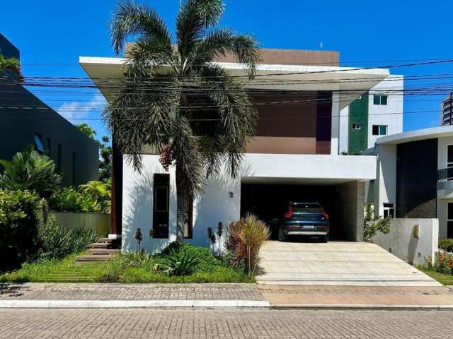 Casa mobiliada com 5 quartos no bairro de Intermares - Condomínio fechado