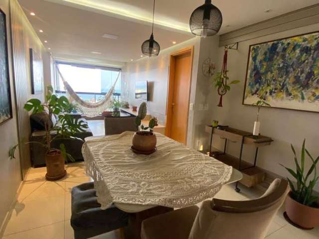 Apartamento com 3 suítes, andar alto e vista para o mar no bairro Jardim Oceania