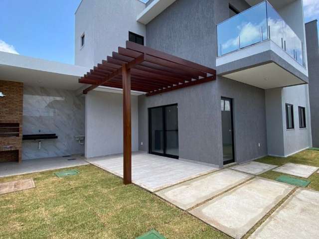 Casa Duplex no Edson Queiroz