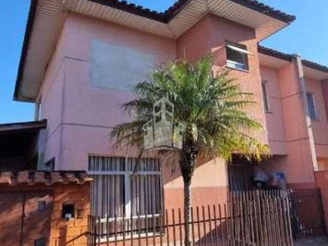 Casa com 2 quartos à venda na João Elpídio Cardoso, 260, Vila Delurdes, Campo Largo por R$ 450.000