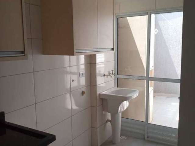 Apartamento à venda na Vila Medeiros com 1 dormitório e banheiro