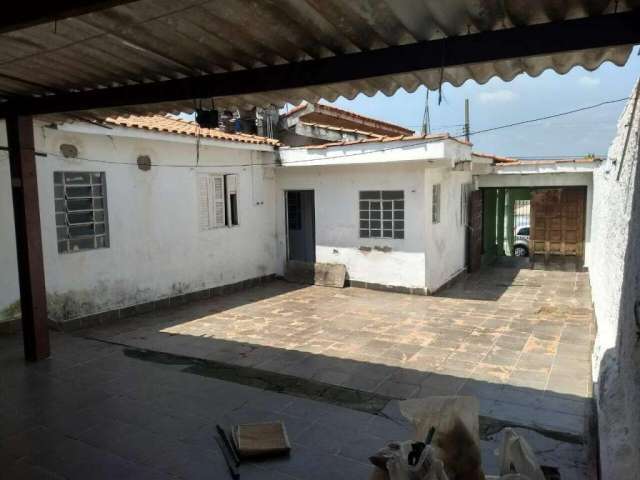 Casa antiga á venda com 2 casas no mesmo terreno na Cidade São Miguel Zona Leste