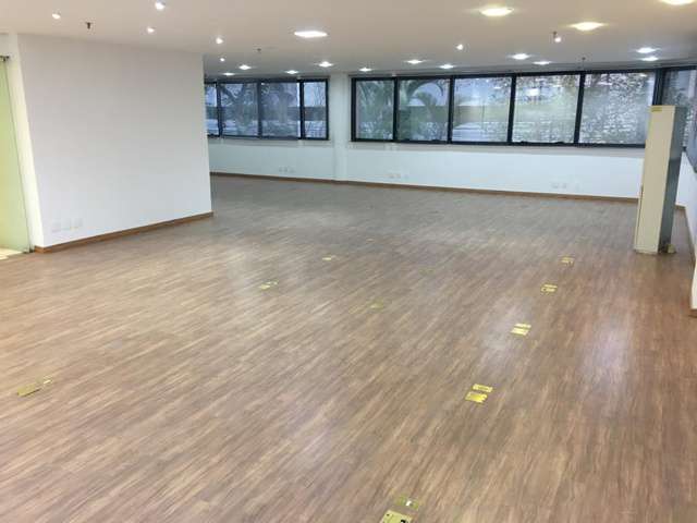 Sala comercial com 1 sala para alugar na R Arandu, --, Brooklin Paulista, São Paulo por R$ 10.000