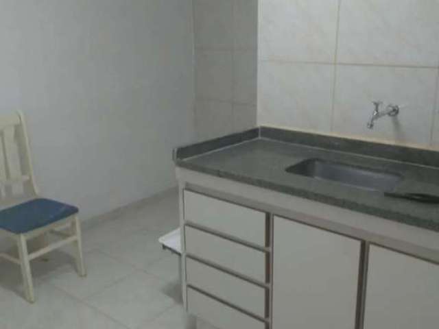 Casa com 7 quartos à venda na Rua Baiardo Medeiros, --, Jardim das Camélias, São Paulo por R$ 480.000