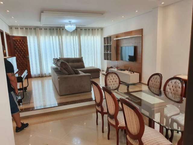 Casa com 3 quartos à venda na Rua Lalau Rabelo, --, Vila Milton, Guarulhos por R$ 1.500.000