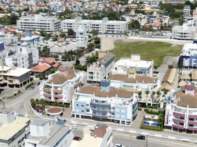 Ampla Cobertura em Ingleses a 200 m da praia  -  Florianópolis