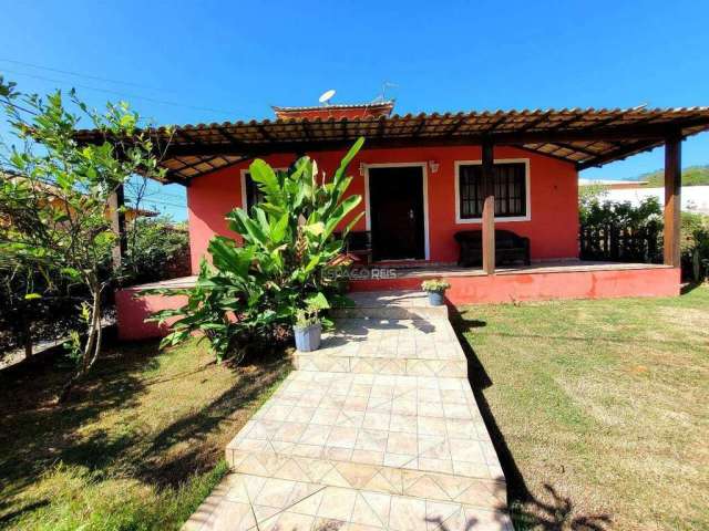 Casa linear em condomínio, a poucos minutos do Mirante do Pai Vitório!