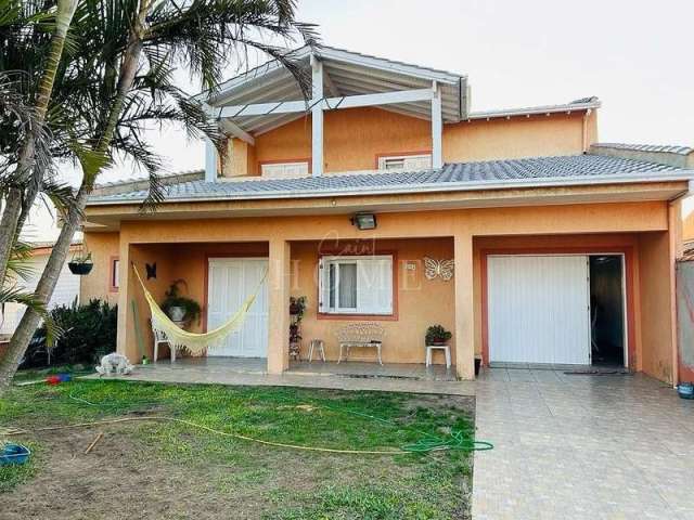 Casa à venda no centro de Mariluz em Imbé