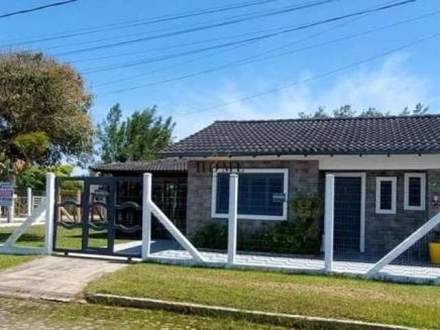 Casa em Mariluz próxima ao mar