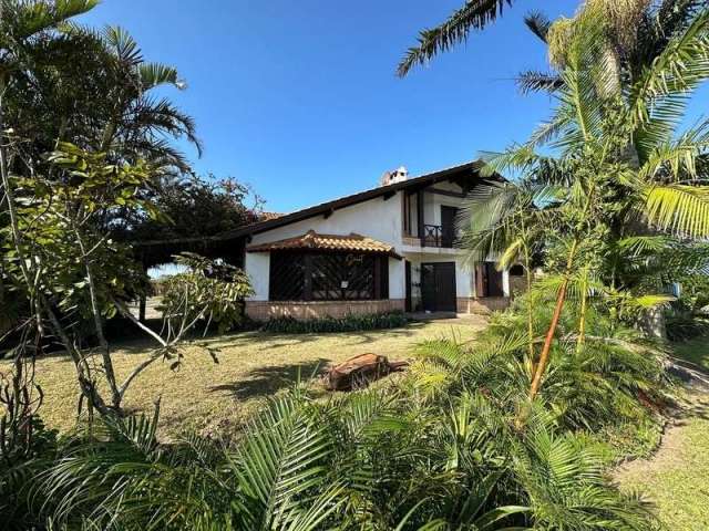 Casa à venda no centro de Imbé