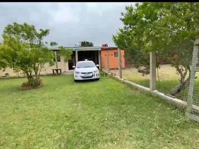 Casa à venda em região de moradores fixos