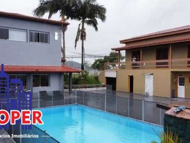 Excelente chácara de alto padrão com 3.190 m²/casa sede e muitas estruturas à venda no condomínio recanto dos passaros ii em jacarei