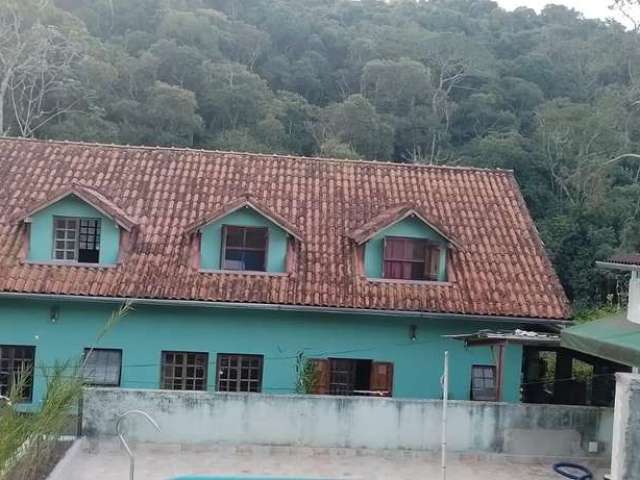 Excelente chácara de 7.935 m²/casa sede/piscina/área gourmet à venda em santa isabel