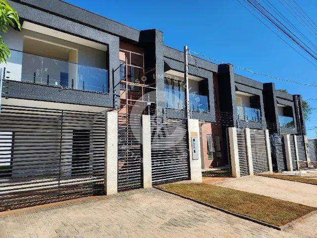 Sobrado com 3 dormitórios à venda, 103 m  por R  598.000,00 - Vila Adriana - Foz do Iguaçu PR