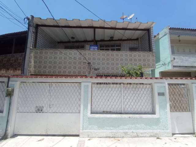 Casa para venda em Olaria, situada á Estrada Engenho da Pedra 1557