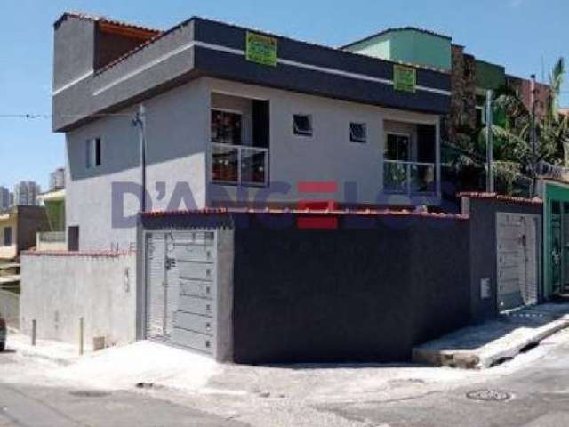 Imperdível Sobrado de 2 quartos na Vila Formosa, São Paulo-SP: 2 suítes, sala, 2 banheiros, 2 vagas, 105 m². Confira!