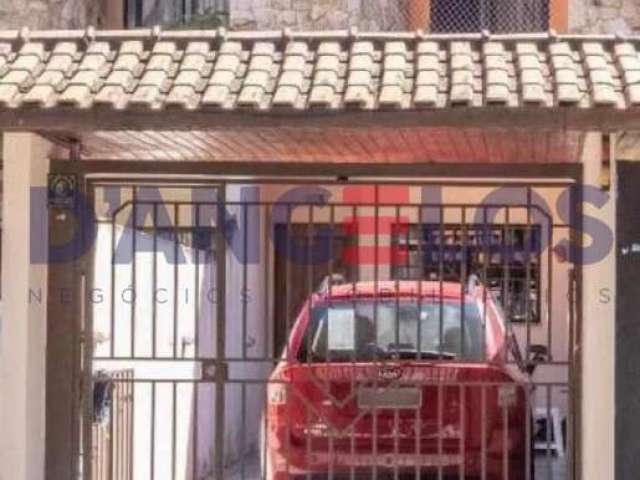 Sobrado 3 dormitórios á venda na Vila Guilhermina por R$ 549.000,00