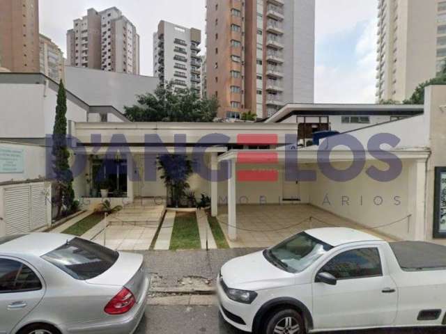 Excelente e Luxuosa Casa Comercial para Locação em São Paulo-SP, Jardim Anália Franco: 4 Salas, 5 Banheiros, 7 Vagas, 370m² de Área.