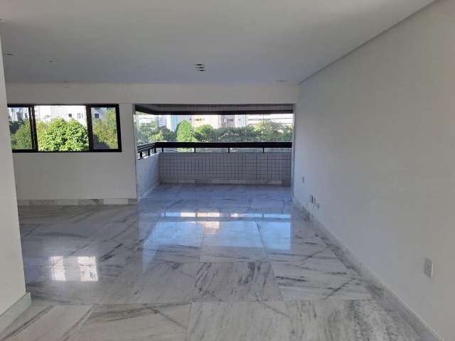 Edf. Freguesia de Casa Forte - Apto. com 198m² por R$ 2.100.000,00.