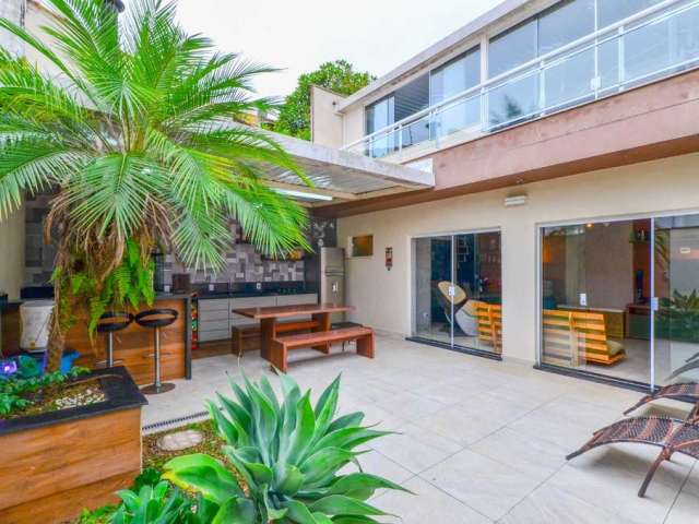 Excelente casa tipo  para venda com 3 quartos, 259m²