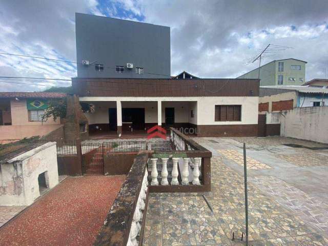 Casa com 4 dormitórios, 560 m²- Vila Monte Serrat - Cotia/SP