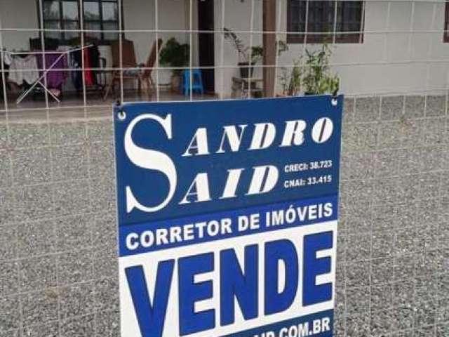 Casa para Venda em Balneário Barra do Sul, Salinas, 3 dormitórios, 2 banheiros, 2 vagas