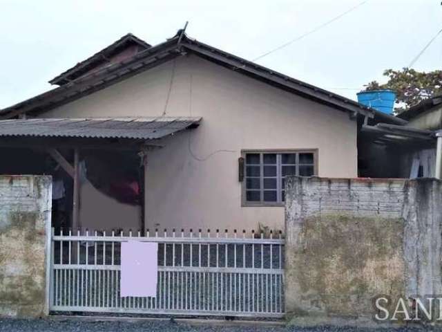 Casa para Venda em Balneário Barra do Sul, Centro, 4 dormitórios, 1 banheiro, 1 vaga