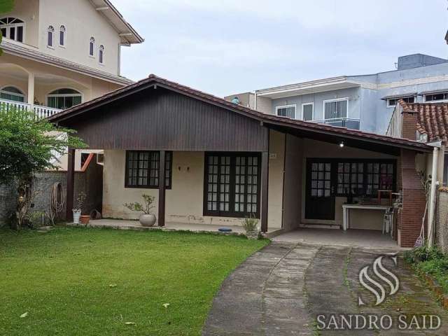 Casa para Venda em Balneário Barra do Sul, Centro, 3 dormitórios, 2 banheiros, 1 vaga