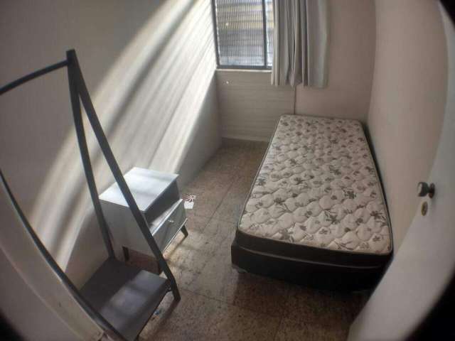 Quarto individual no prado