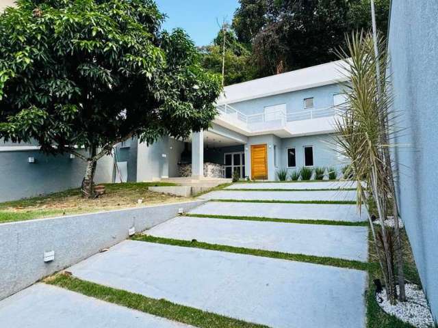 Casa com 04 suítes à venda, por R$960.000,00 em bairro nobre - Atibaia/SP