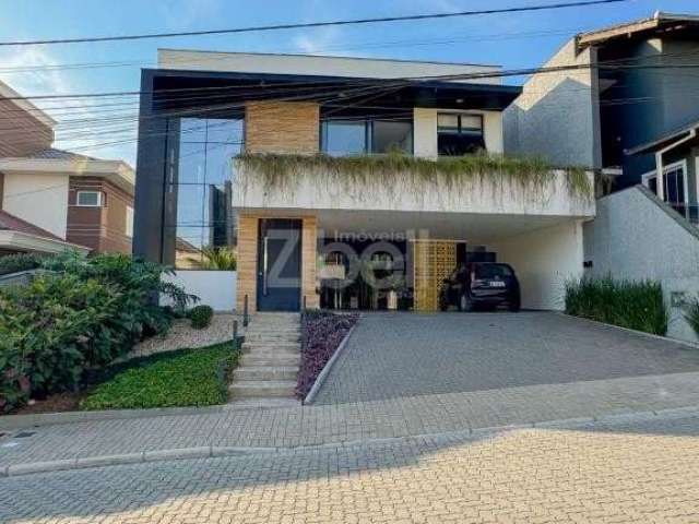 CASA EM CONDOMÍNIO FECHADO no GLÓRIA com 3 quartos para VENDA, 241 m²