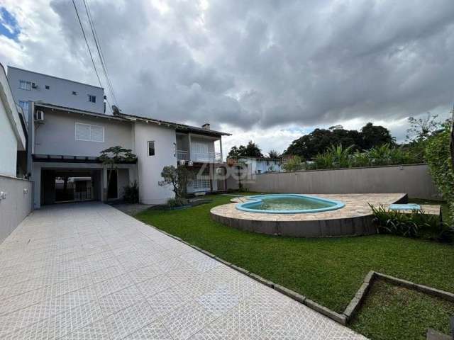 CASA no COSTA E SILVA com 4 quartos para LOCAÇÃO, 272 m²